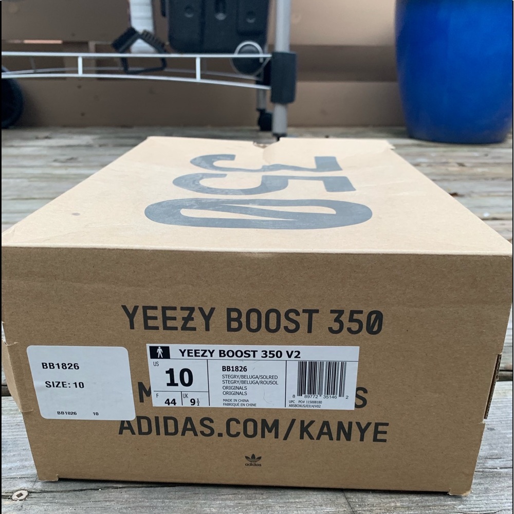 These are yeezys belugas v1